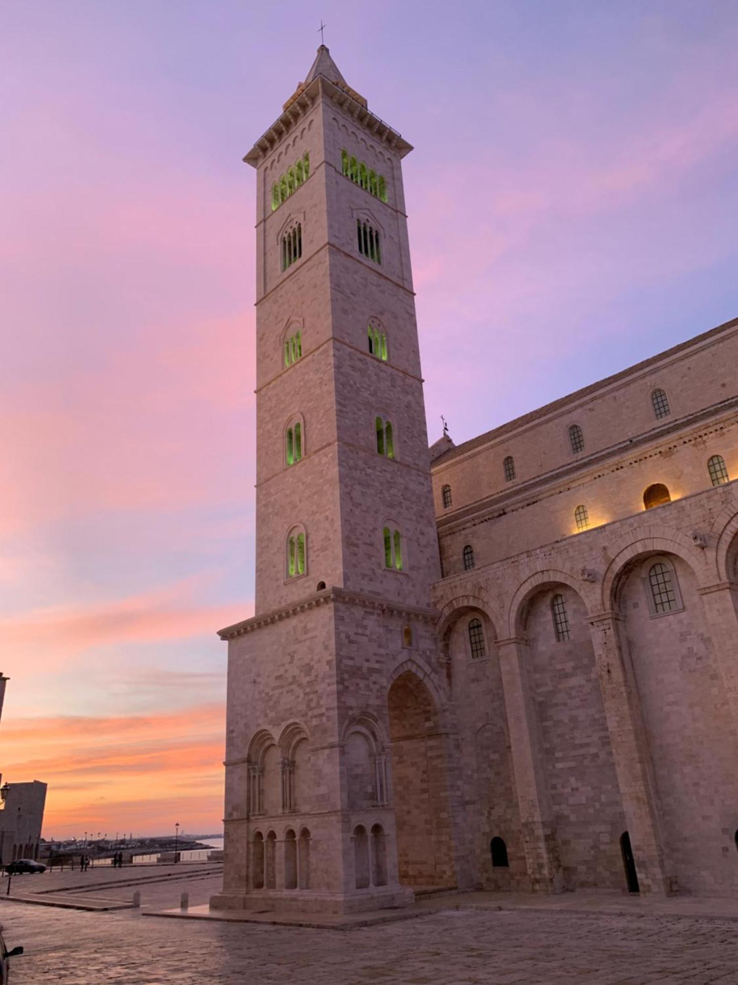 Vischi Apartment Trani By Le Marinelle Loc Turistica Exterior photo